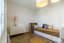Byt 3+kk+balkon + lodžie, o celkové výměře  95 m2 , Mantovská, Praha - Horní Měcholupy