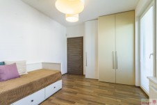 Byt 3+kk+balkon + lodžie, o celkové výměře  95 m2 , Mantovská, Praha - Horní Měcholupy