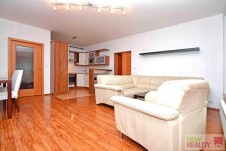 Moderní byt 3+KK+B+G,, o rozloze 80,70 m2, Vřesovická, Praha 5 - Zličín.