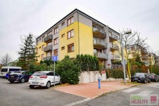 Moderní byt 3+KK+B+G,, o rozloze 80,70 m2, Vřesovická, Praha 5 - Zličín.