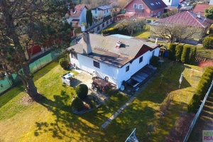 PRODEJ CHATY 71 m SE SLUNNÝM POZEMKEM 601 m  MUKAŘOV - Praha východ. 