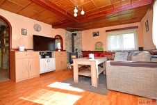 PRODEJ CHATY 71 m SE SLUNNÝM POZEMKEM 601 m  MUKAŘOV - Praha východ. 