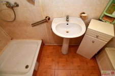 PRODEJ CHATY 71 m SE SLUNNÝM POZEMKEM 601 m  MUKAŘOV - Praha východ. 