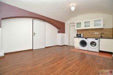 Prodej nebytového prostoru( ateliéru)  50,30 m2 v ulici Březinova - Karlín - Praha