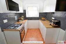 Prodej řadového domu 4+kk, 120 m2 + 218 m2 zahrada, ulice Zlatnická - Jenštejn.
