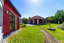 Prodej rodinného domu 3+kk-6+kk, 185 m2 + 67 m2 garáž, Zahradní ulice, Horažďovice - okr. Klatovy.