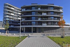 Pronájem 2+kk + balkón + garáž , 46 m2 ve 4.NP  Praha 5 - Stodůlky.