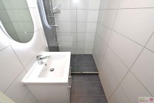 Pronájem bytu 2+kk, celkové ploše 46 m2, situovaný ve 2. NP , ulice Dygrýnova - Praha 9