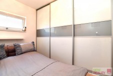 Pronájem bytu  3+kk,  65 m2 + terasa 10 m2  + garážové stání , Mazurská , Praha 8 - Troja