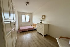 Pronájem slunného bytu 2+kk, 46,7 m s lodžií, 2. patro, V Honech, Klecany  Praha východ